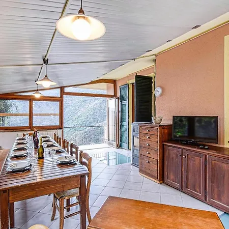 Awesome In With Outdoor Swimming Pool, Wifi And 3 Bedrooms Testana