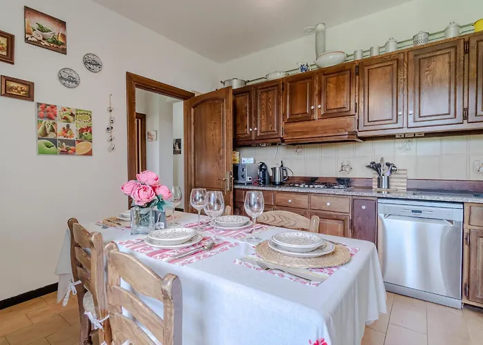 3 Bedroom Beautiful In Testana
