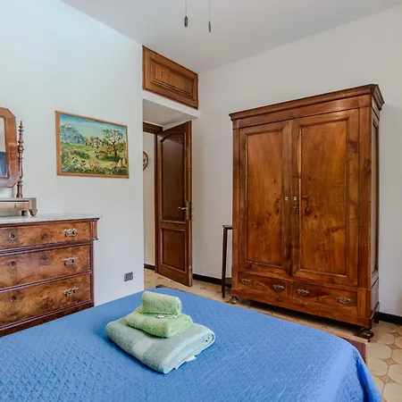 Dom wakacyjny 3 Bedroom Beautiful In *