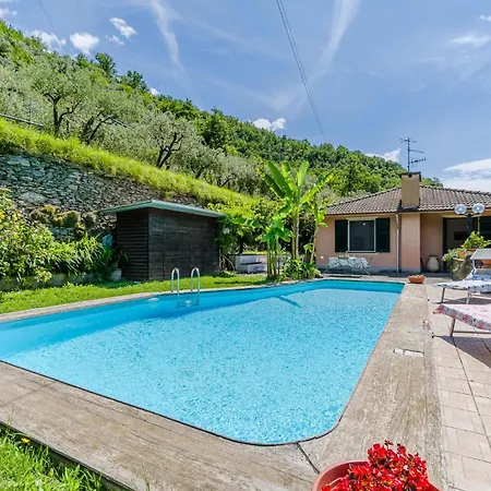 Awesome In With Outdoor Swimming Pool, Wifi And 3 Bedrooms * Testana