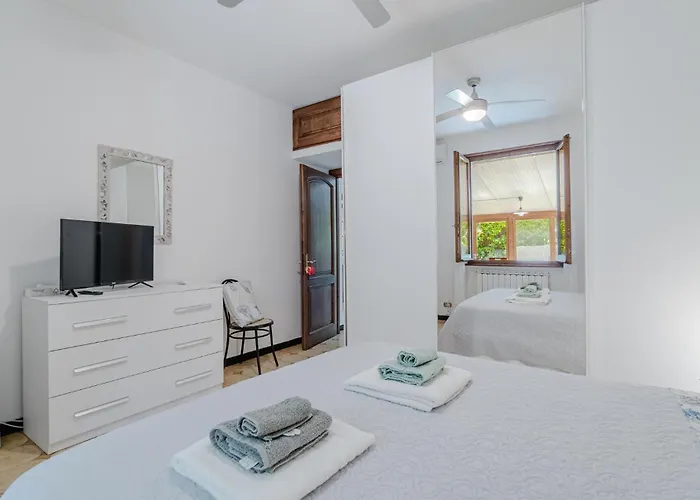 펜션 3 Bedroom Beautiful In Testana